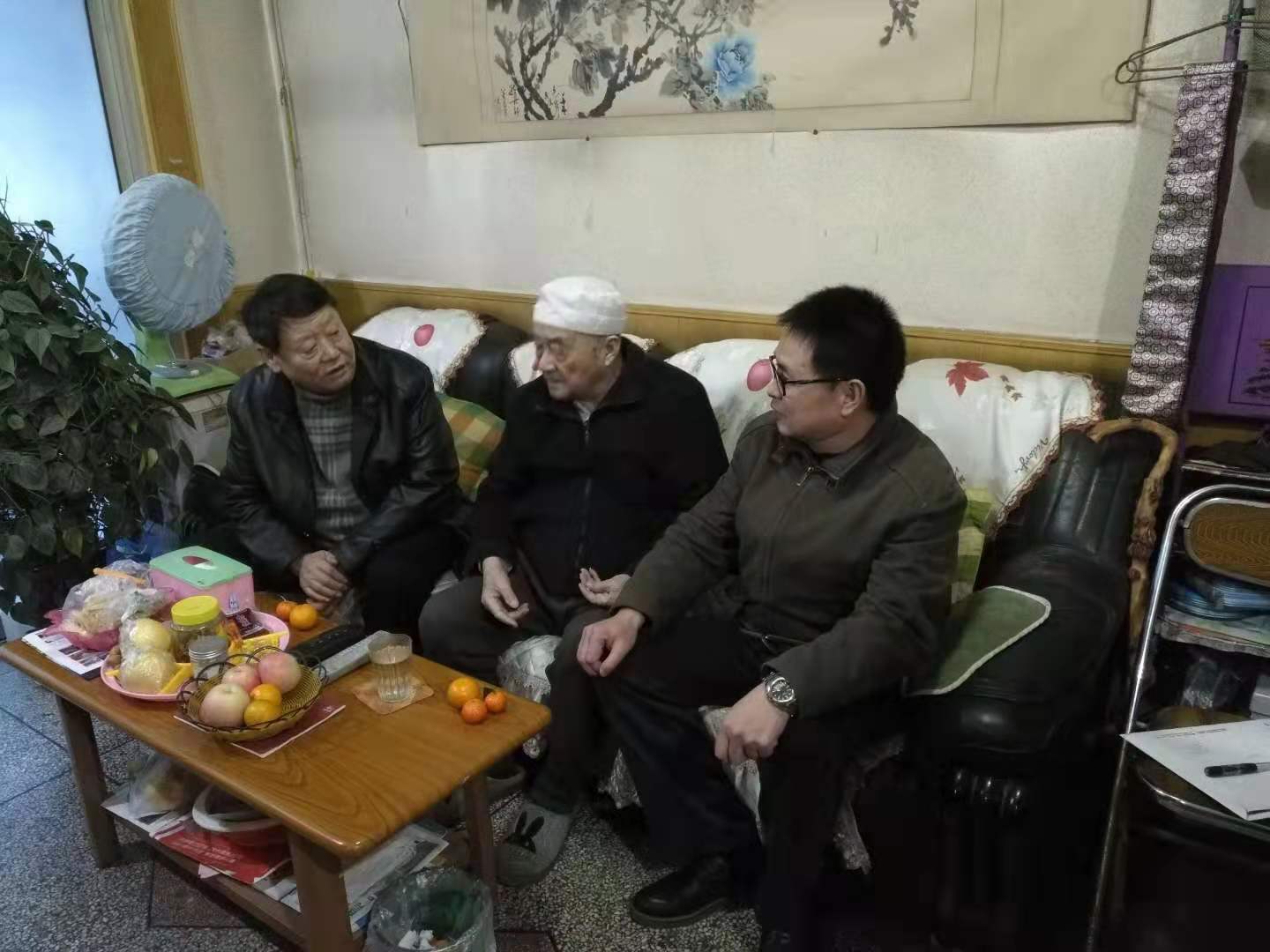 【标准集团】中国标准工业集团向导探望慰问离退休老向导老同志和难题职工
